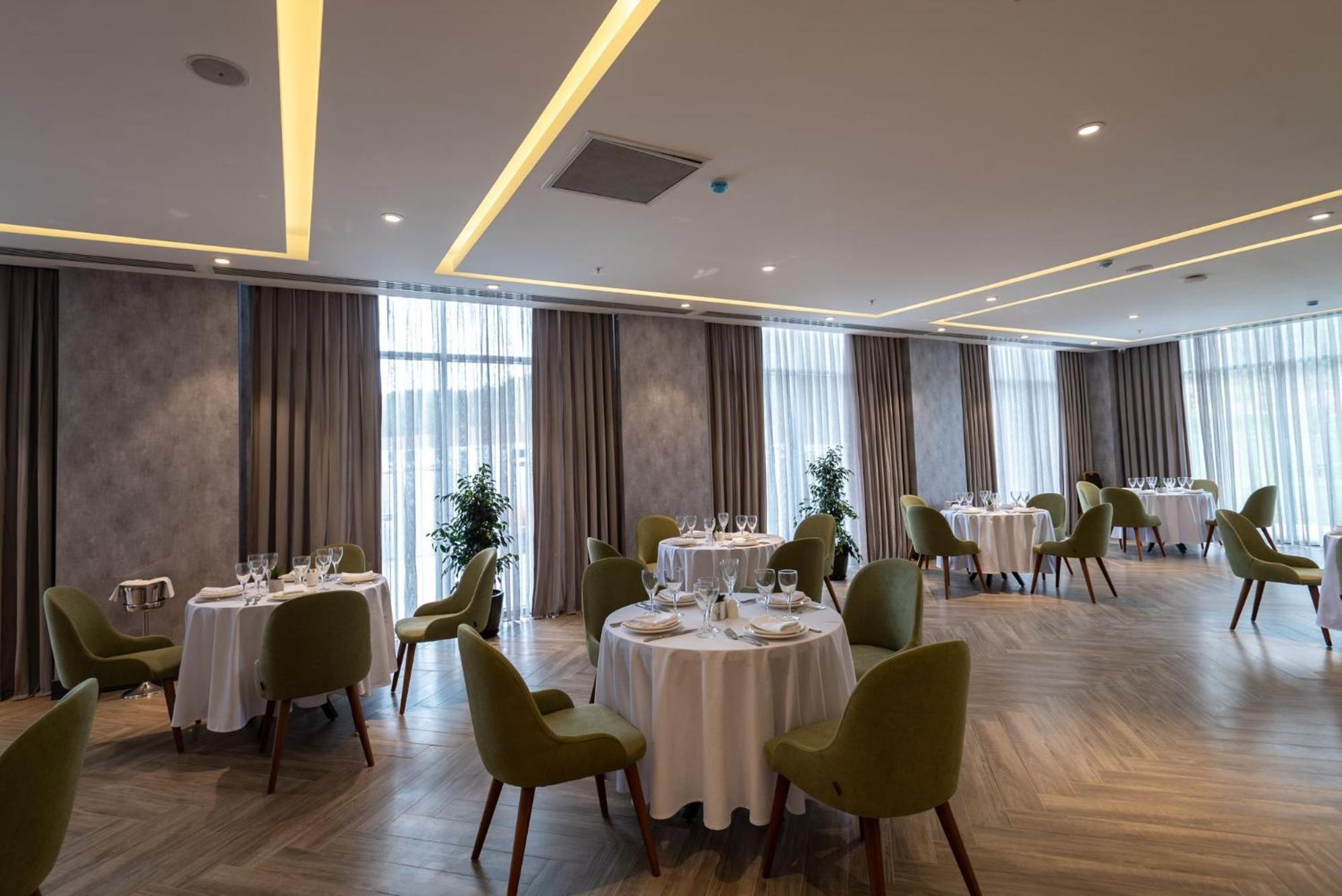 Shabran Wellbeing Resort Pirebedil' Extérieur photo